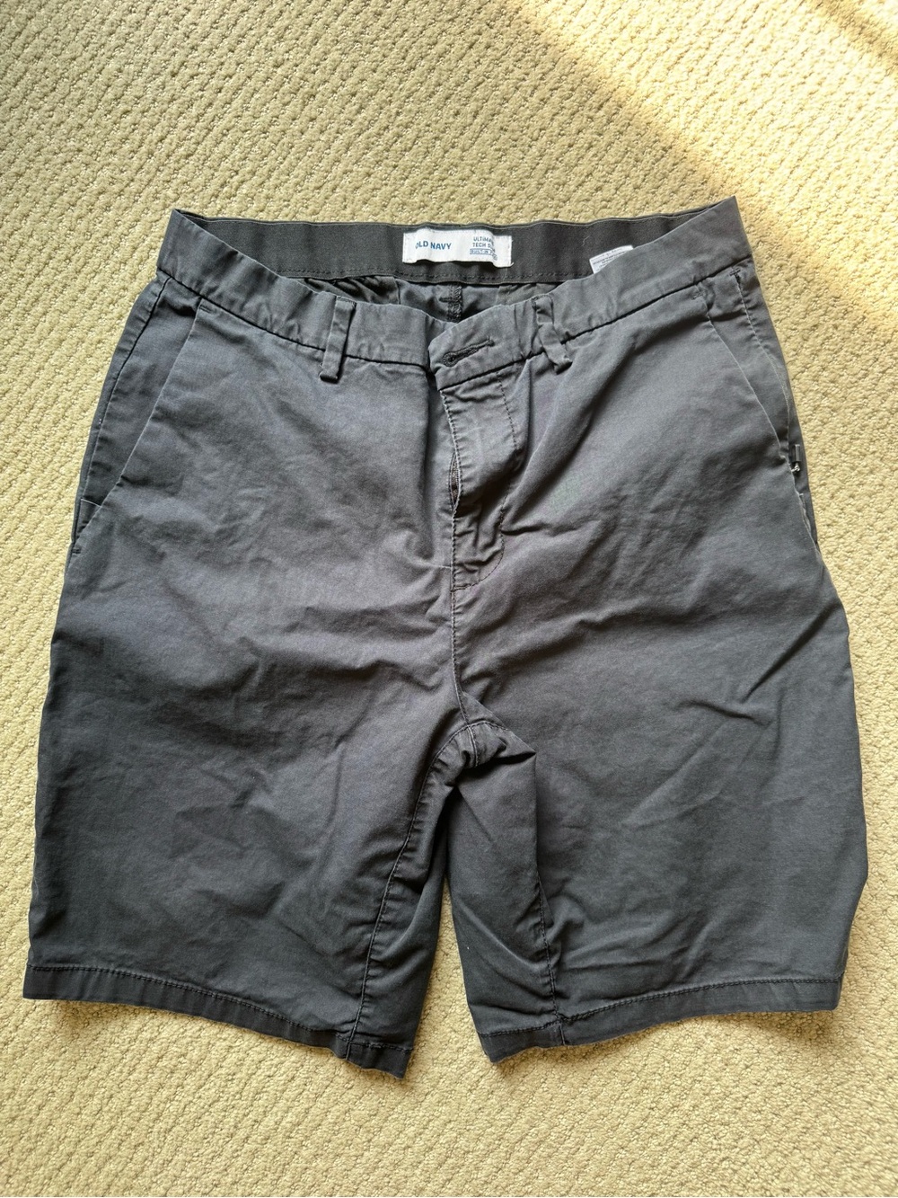 Old Navy Men's Charcoal Flat Front Chino Shorts